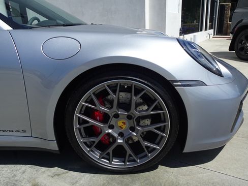 Used 2021 Porsche 911 Carrera 4S AWD/4WD image 11