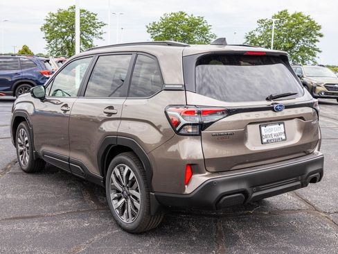 New 2025 Subaru Forester Touring w/ Popular Package - Touring image 17