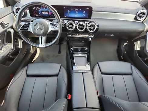 Used 2025 Mercedes-Benz CLA 250 image 14