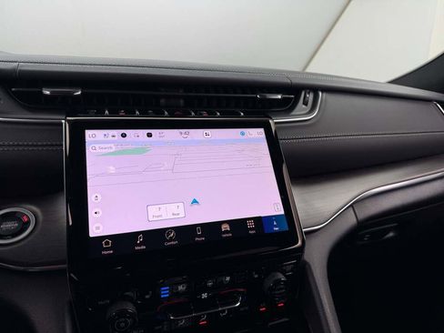 New 2025 Jeep Grand Cherokee L Overland image 37