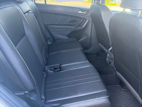 Certified 2023 Volkswagen Tiguan SE R-Line AWD/4WD image 16