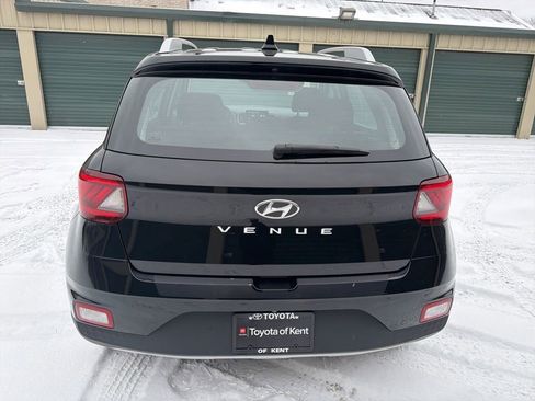 Used 2021 Hyundai Venue SEL image 5