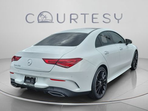 Certified 2021 Mercedes-Benz CLA 250 image 3
