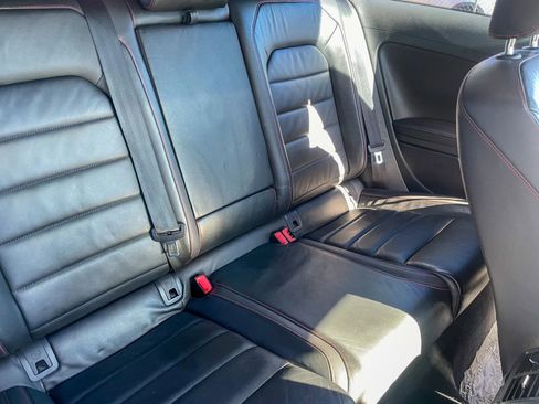 Used 2015 Volkswagen GTI SE image 35