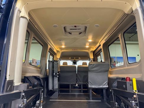 Used 2015 Ford Transit 250 148 Medium Roof image 50