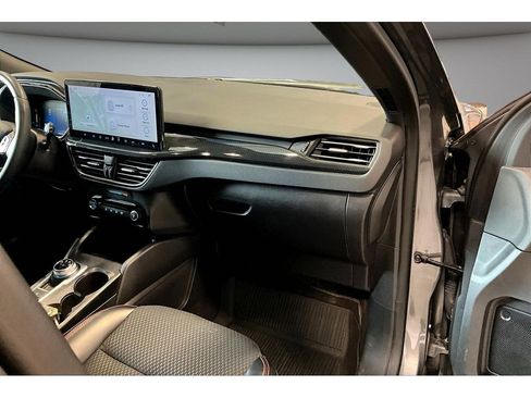 Used 2023 Ford Escape ST-Line w/ Tech Pack #1 image 17