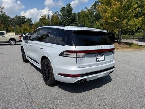 Used 2025 Lincoln Aviator Reserve w/ Equipment Group 201A AWD/4WD image 3