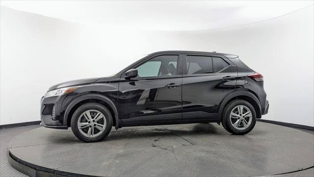 Used 2022 Nissan Kicks S FWD image 3