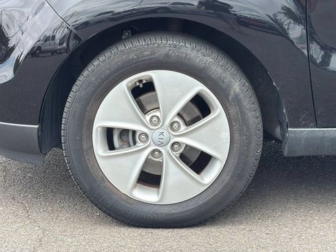 Used 2015 Kia Soul FWD image 26