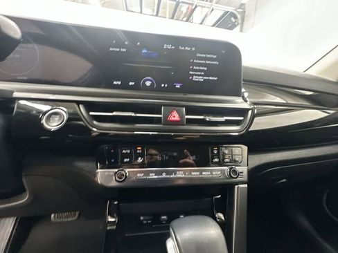 Certified 2025 Kia Seltos X-Line image 17