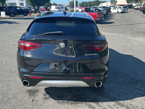 Used 2020 Alfa Romeo Stelvio Ti Lusso w/ Quick Order Package 22X Lusso AWD/4WD image 4