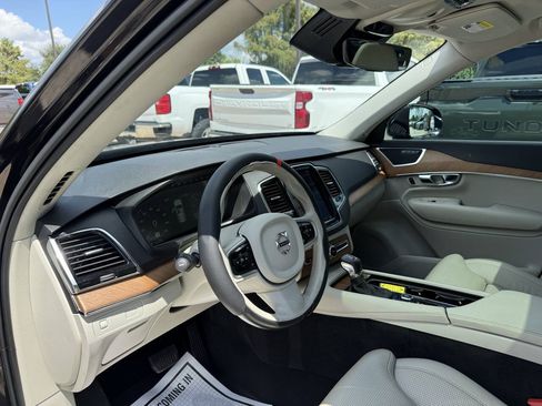 Used 2018 Volvo XC90 T6 Inscription w/ Convenience Package AWD/4WD image 6