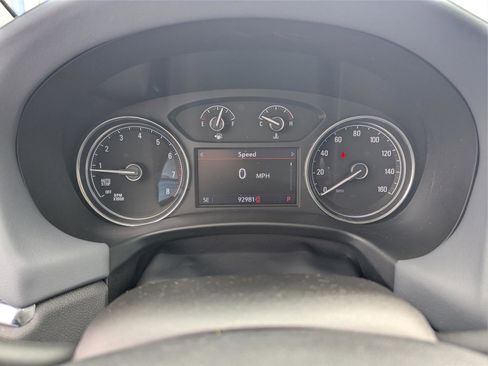 Used 2021 Buick Enclave Essence image 26