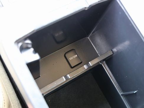 Used 2019 Toyota 4Runner SR5 Premium image 26