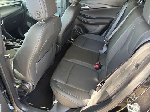 Used 2025 Buick Encore GX Preferred FWD image 27
