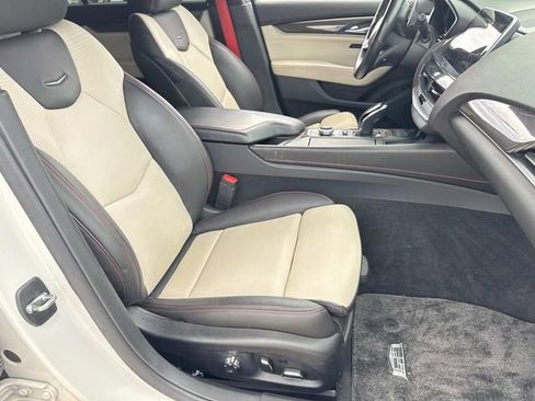 Used 2022 Cadillac CT5 V w/ Premium Package image 8