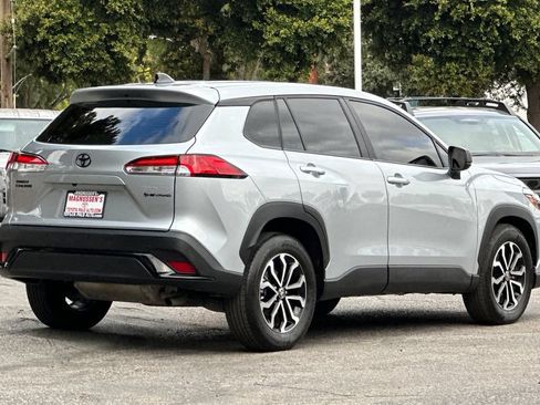 Certified 2025 Toyota Corolla Cross AWD Hybrid image 3