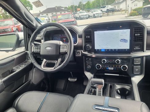 Used 2025 Ford F150 Platinum AWD/4WD image 15
