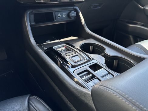 Certified 2023 Honda Pilot EX-L image 30