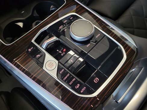 New 2026 BMW X5 xDrive40i AWD/4WD image 22