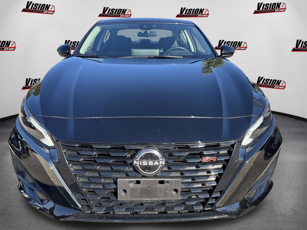Certified 2023 Nissan Altima 2.5 SR w/ SR Premium Package AWD/4WD image 2
