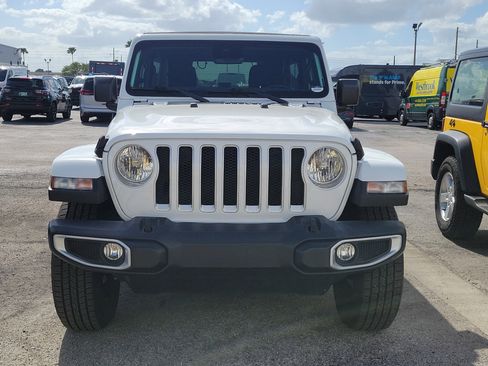 Used 2022 Jeep Wrangler Unlimited Sahara w/ Safety Group image 2