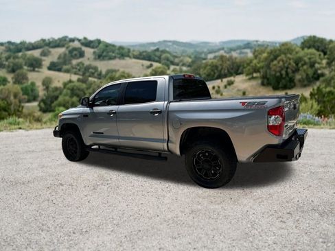 Used 2015 Toyota Tundra SR5 w/ SR5 Upgrade Package AWD/4WD image 6