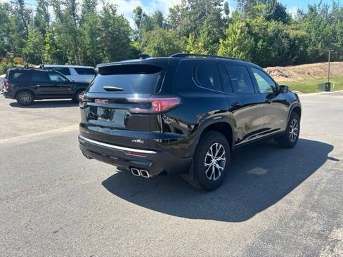 Used 2025 GMC Acadia AT4 w/ Luxury Package AWD/4WD image 6