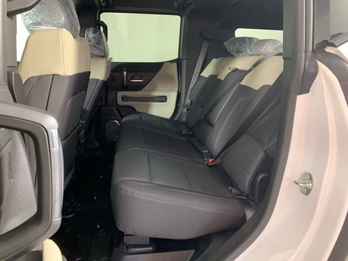 New 2026 GMC Hummer EV SUV image 23