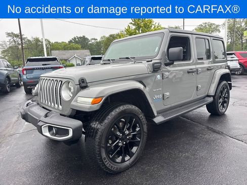Used 2021 Jeep Wrangler Unlimited Sahara w/ Cold Weather Group AWD/4WD image 2
