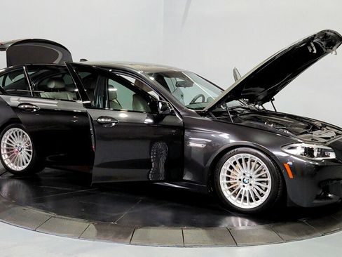 Used 2014 BMW 550i xDrive Sedan image 9