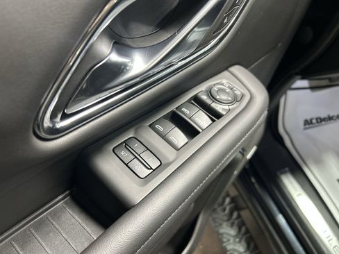 Used 2023 Chevrolet Tahoe Z71 w/ Luxury Package image 25