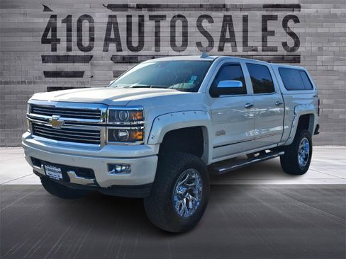 Used 2015 Chevrolet Silverado 1500 High Country w/ High Country Premium Package AWD/4WD image 6