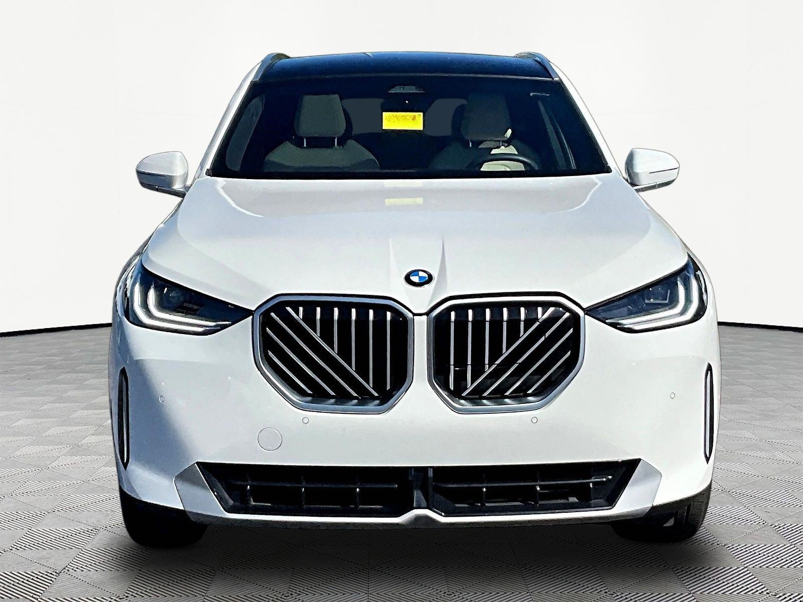 Used 2025 BMW X3 xDrive30i w/ Convenience Package AWD/4WD image 2