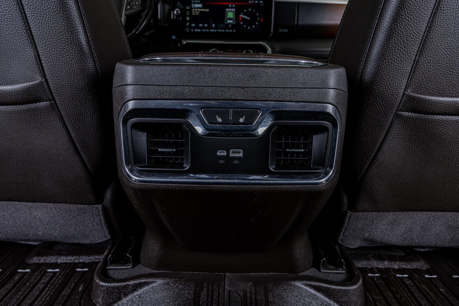 Used 2024 GMC Sierra 2500 Denali w/ Denali Reserve Package AWD/4WD image 34