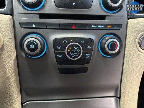 Used 2018 Ford Taurus SE image 18