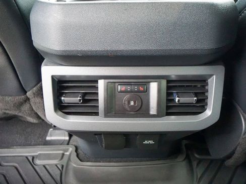 Used 2023 Ford F250 Lariat w/ Black Appearance Package image 19