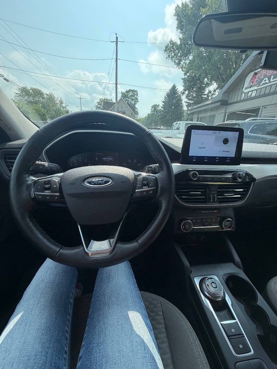 Used 2021 Ford Escape SE w/ Cold Weather Package FWD image 22
