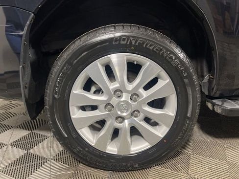 Used 2021 Toyota Sequoia Platinum image 13