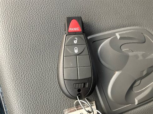 Used 2015 RAM 1500 Big Horn image 29