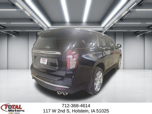 Used 2021 Chevrolet Tahoe High Country w/ Premium Package AWD/4WD image 8