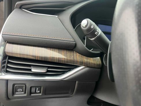 Used 2020 Cadillac XT4 Sport image 19