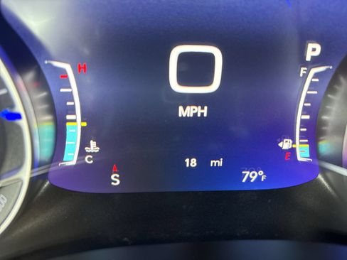 New 2026 Chrysler Pacifica Limited w/ S Appearance Package FWD image 34