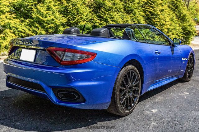 Used 2018 Maserati GranTurismo Sport RWD image 8