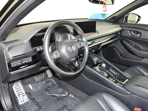 Used 2023 Honda Accord Sport image 36