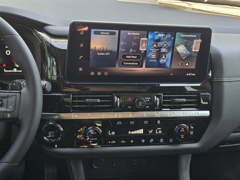 New 2026 Nissan Pathfinder Platinum AWD/4WD image 16