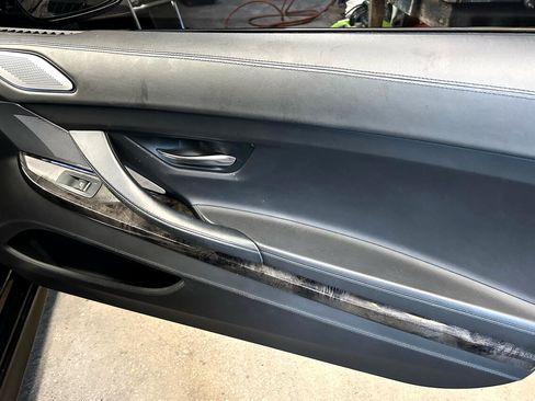 Used 2013 BMW M6 2dr Cpe w/ Executive Pkg image 22