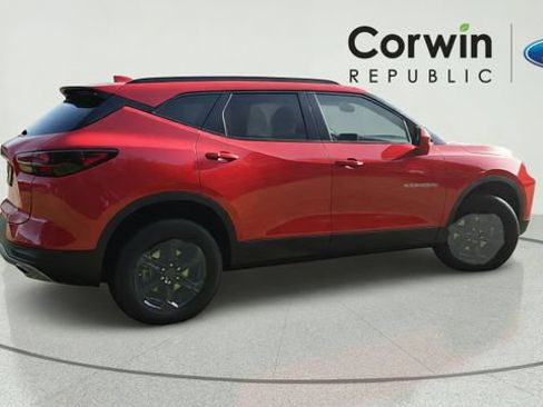 Used 2023 Chevrolet Blazer LT w/ Convenience Package FWD image 6