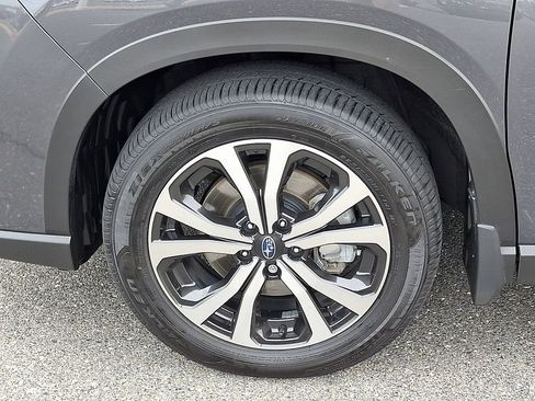 Used 2023 Subaru Forester Limited AWD/4WD image 13