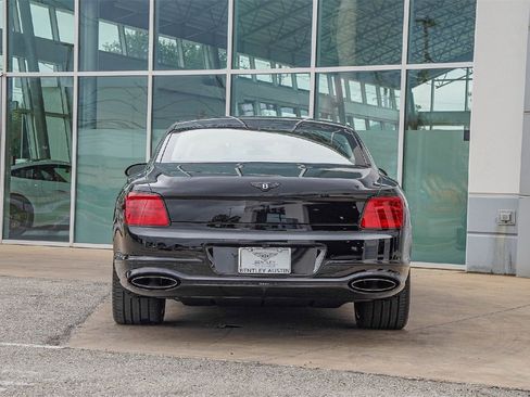 New 2026 Bentley Flying Spur Plug-In Hybrid image 18